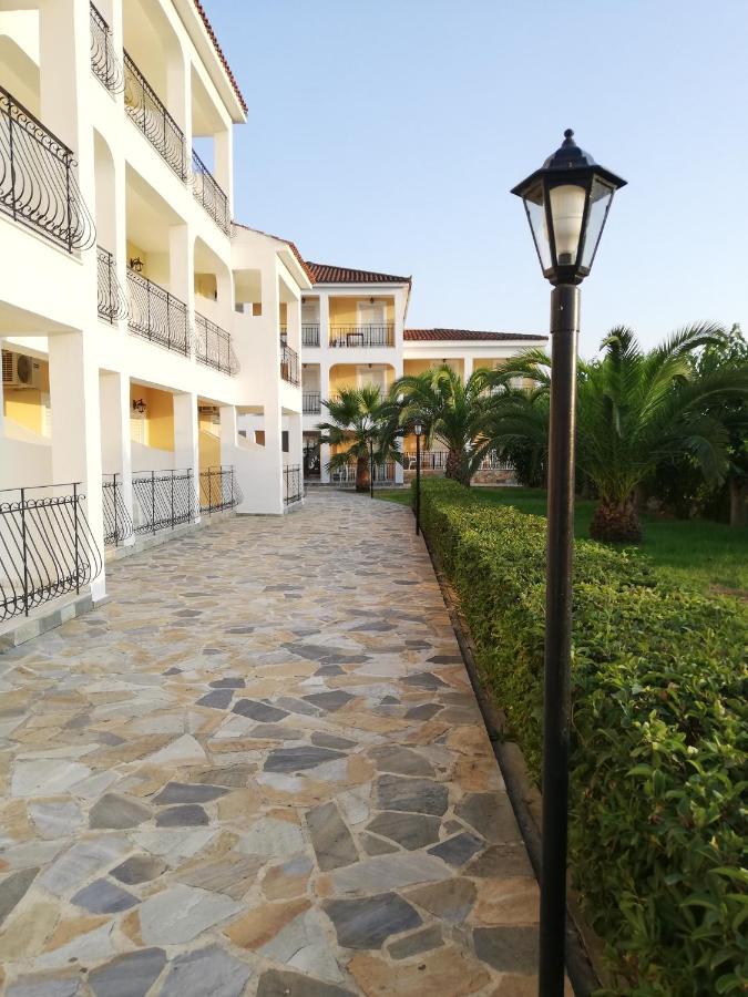 Village Inn Studios & Family Apartments Laganas Exterior photo