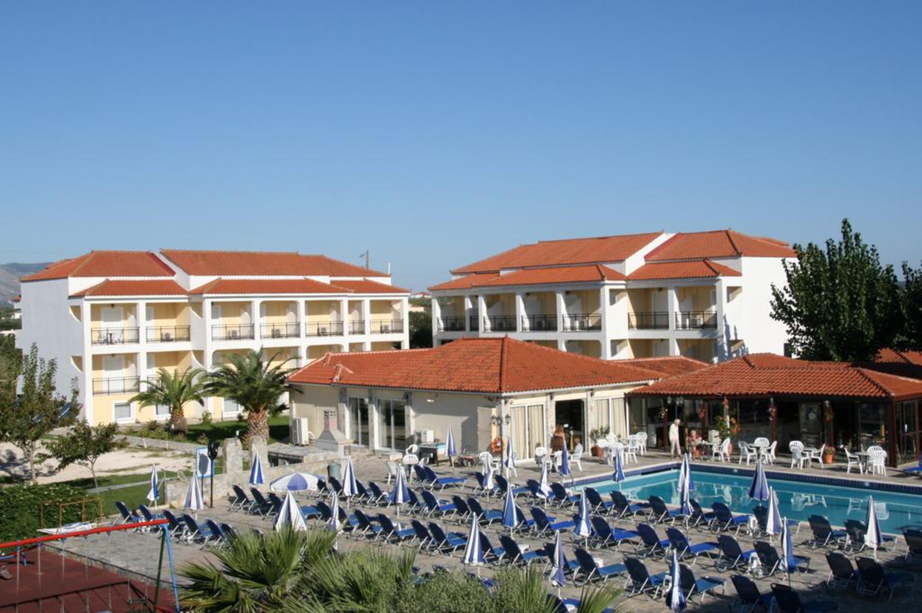 Village Inn Studios & Family Apartments Laganas Exterior photo