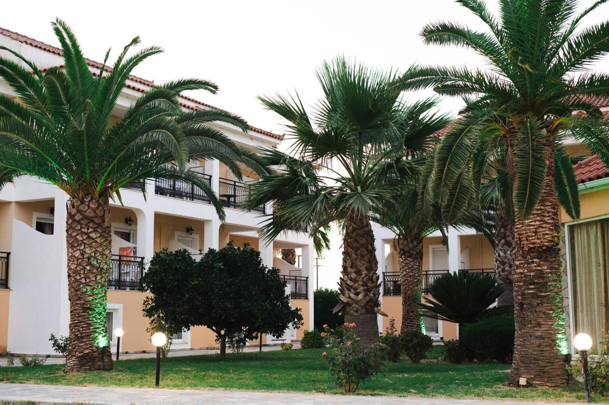 Village Inn Studios & Family Apartments Laganas Exterior photo